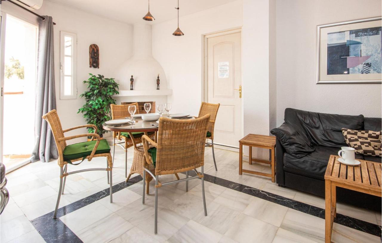 Nice Apartment In Mijas Costa With Kitchen Fuengirola Exterior photo